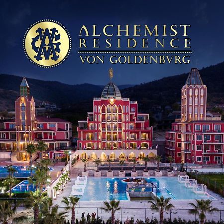 Alchemist Residence Von Goldenburg Belashtitsa Exterior photo